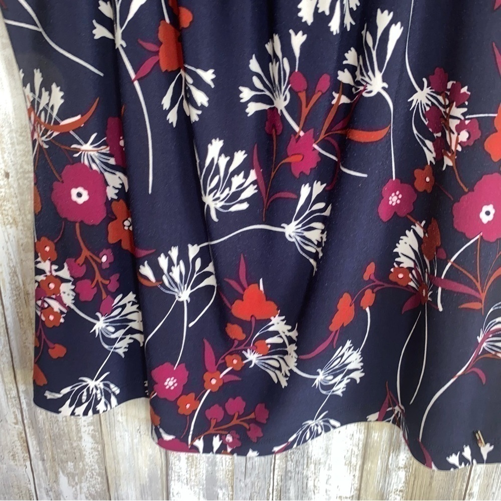 Tommy Hilfiger Navy Floral Sleeveless Blouse - Picture 3 of 5